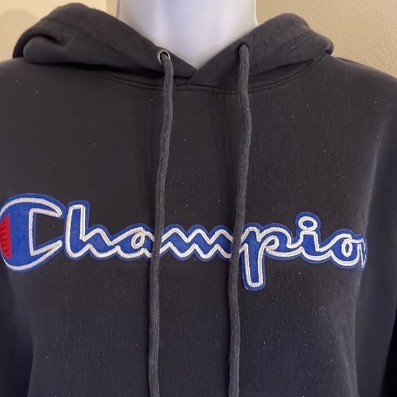 CHAMPION Logo Hoodie w/kangaroo pocket Size Medium - Picture 2 of 7